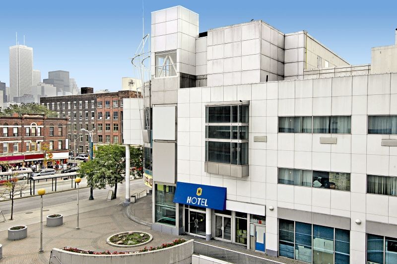 Hotel Super 8 By Wyndham Downtown Toronto Esterno foto